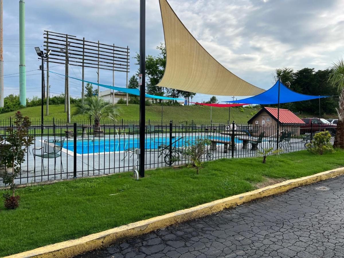 Country Hearth Inn & Suites Cartersville Zewnętrze zdjęcie