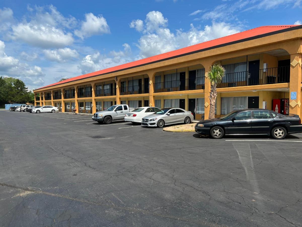 Country Hearth Inn & Suites Cartersville Zewnętrze zdjęcie